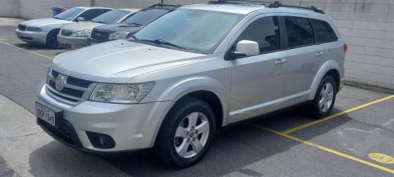 FIAT FREEMONT 2.4 PRECISION 16V GASOLINA 4P AUTOMÁTICO